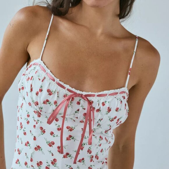 Floral Maxi Dress in White and Red - Picture 3 of 5